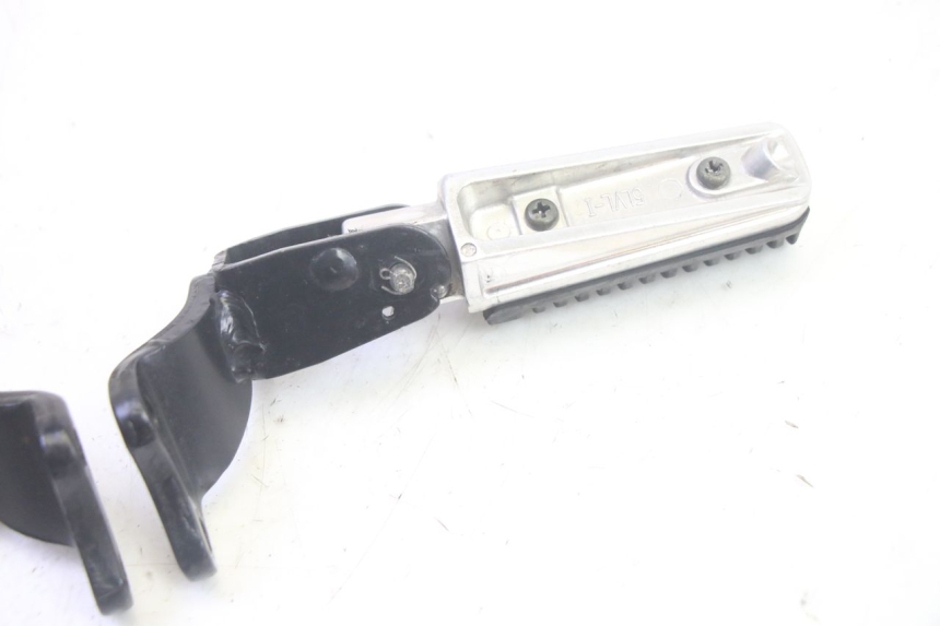 photo de PAIA DI PEDANE POSTERIORI YAMAHA XMAX X-MAX 125 (2006 - 2009) - Caratteristiche distintive