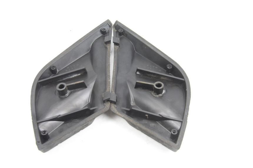 photo de PAIA DI PEDANE POSTERIORI PIAGGIO X9 EVOLUTION 125 (2003 - 2007) - Altra angolazione