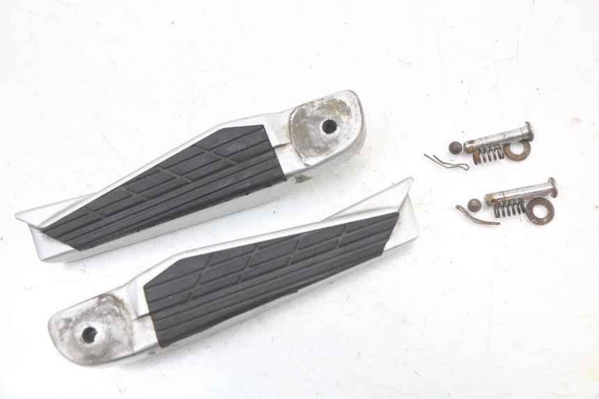 photo de PEDANA POSTERIORE KYMCO XCITING 250 (2006 - 2009) - Vista principale