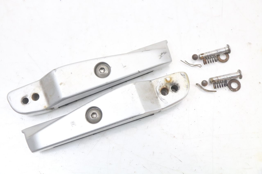 photo de PEDANA POSTERIORE KYMCO XCITING 250 (2006 - 2009) - Dettaglio del componente