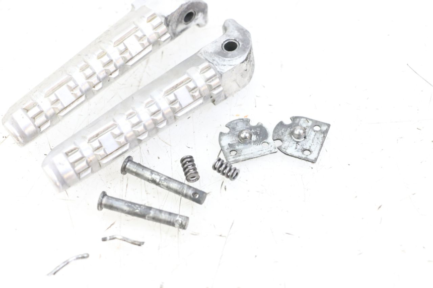 photo de PEDANA POSTERIORE YAMAHA YP T-MAX TMAX 530 (2017 - 2020) - Primo piano tecnico