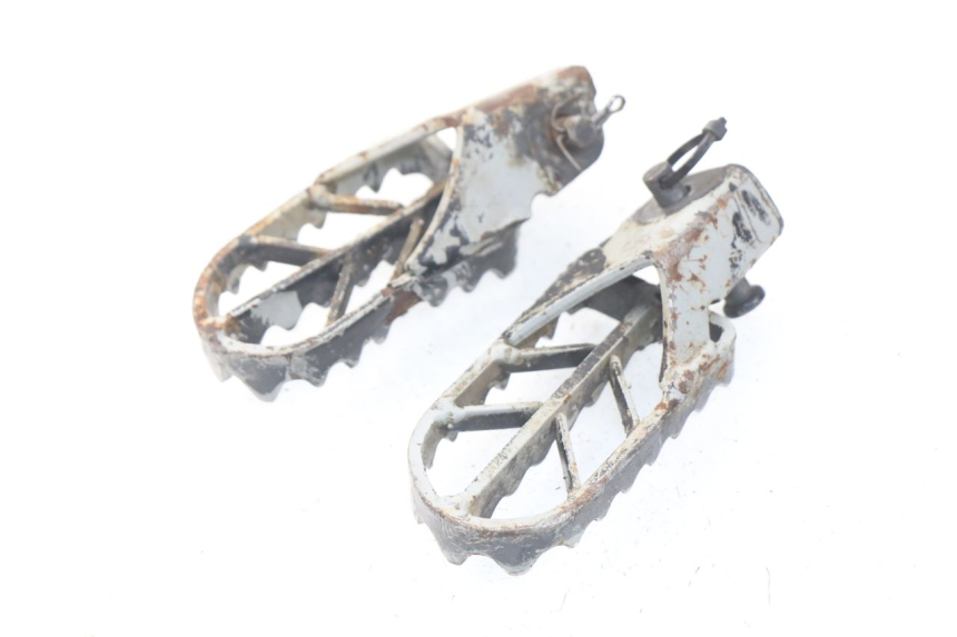 photo de PAIA DI PEDANE ANTERIORI LONCIN DIRT BIKE 125 - Zoom sullo stato d'uso