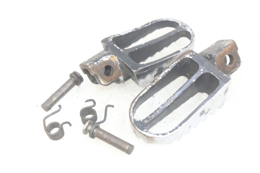 photo de PAIA DI PEDANE ANTERIORI LONCIN DIRT BIKE 125 - Dettaglio del componente