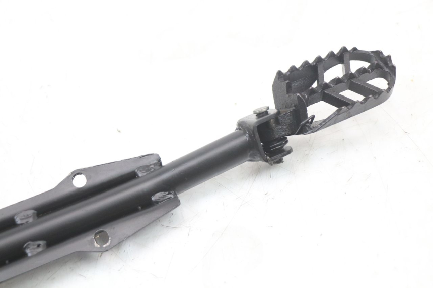 photo de PEDANA ANTERIORE RSR DIRT BIKE 150 - Marcature e riferimenti originali