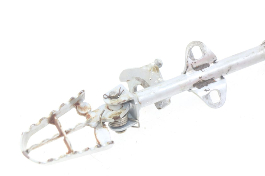 photo de PAIA DI PEDANE ANTERIORI CCR DIRT BIKE 110 - Stato della superficie e materiale