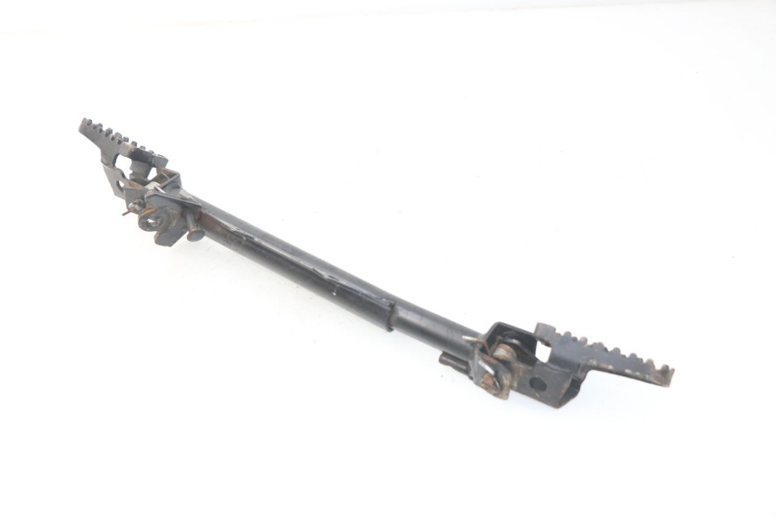 photo de COPPIA PEDANE ANTERIORI LIFAN DIRTBIKE 50 - Primo piano tecnico