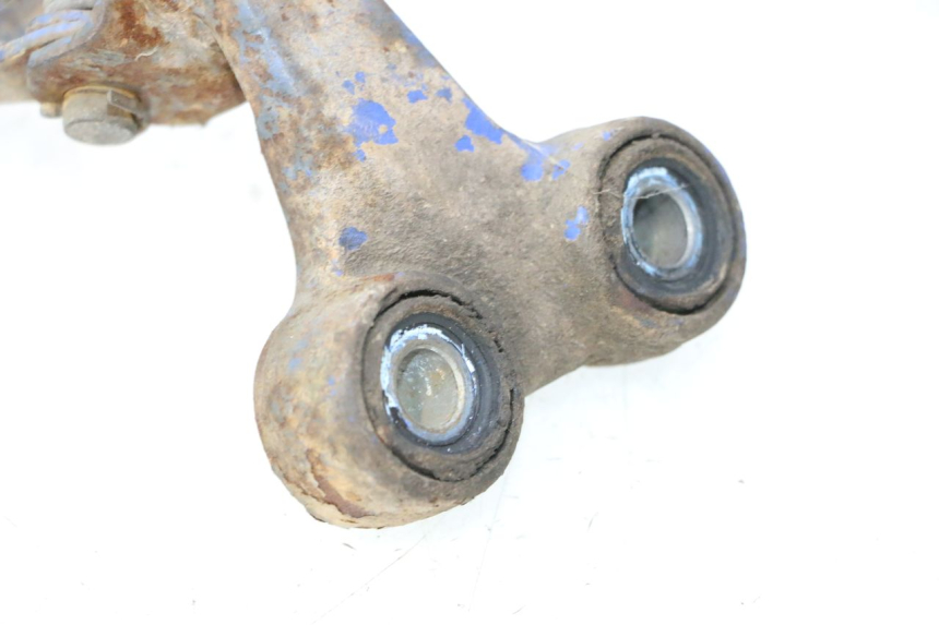 photo de PEDANA ANTERIORE SUZUKI DR S 600 (1985 - 1989) - Zoom sullo stato d'uso