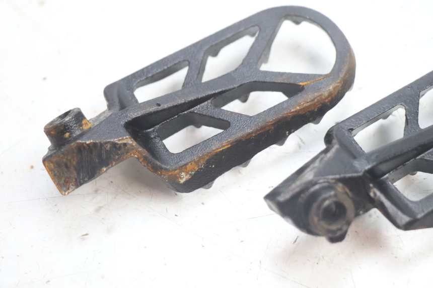 photo de PEDANA ANTERIORE MINI MX DRIFT 150 - Stato della superficie e materiale