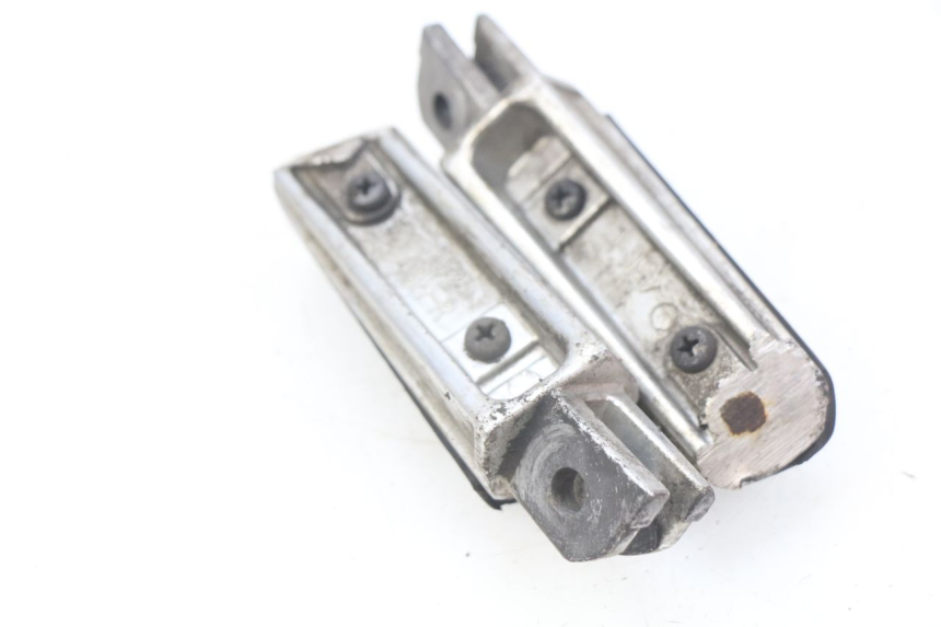 photo de PAIA DI PEDANE ANTERIORI YAMAHA FJR ABS 1300 (2016 - 2020) - Dettaglio del componente