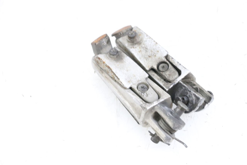 photo de PAIA DI PEDANE ANTERIORI YAMAHA FJR ABS 1300 (2006 - 2012) - Altra angolazione