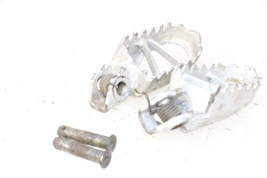 photo de COPPIA PEDANE ANTERIORI KAWASAKI KX 65 (2000 - 2019) - Vista d'insieme del prodotto