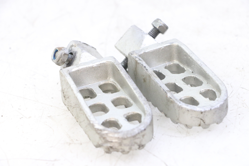 photo de PAIA DI PEDANE ANTERIORI LONCIN DIRT BIKE 125 - Primo piano tecnico