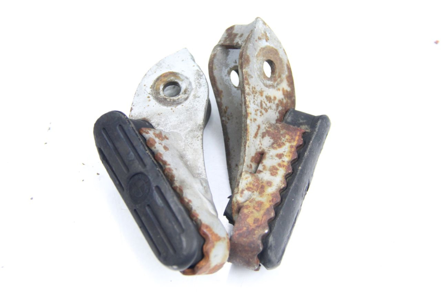 photo de COPPIA PEDANE ANTERIORI BMW R GS 1200 (2005 - 2007) - Altra angolazione