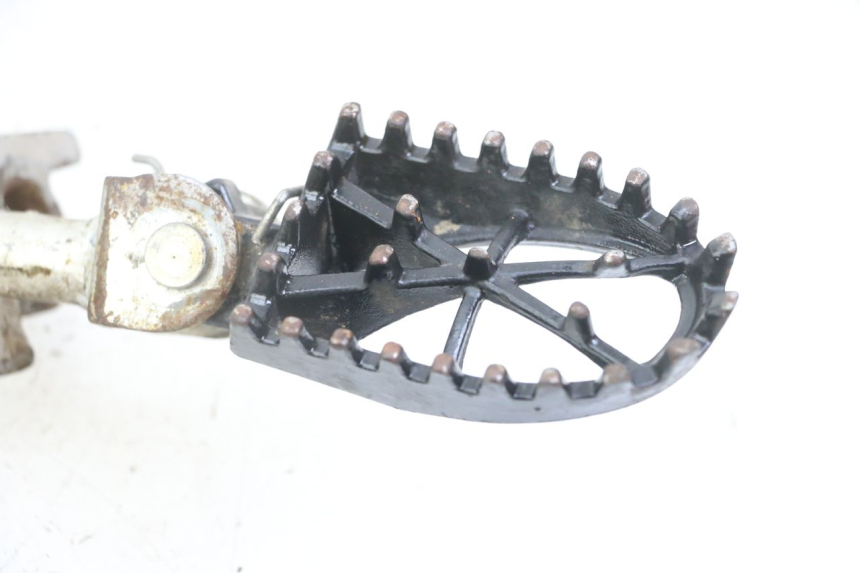 photo de PAIA DI PEDANE ANTERIORI APOLLO RFZ 125 - Stato della superficie e materiale