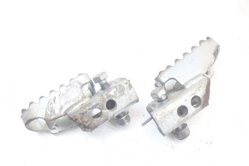 photo de PEDANA ANTERIORE SHERCO SM-R 50 (2013 - 2017) - Zoom sullo stato d'uso