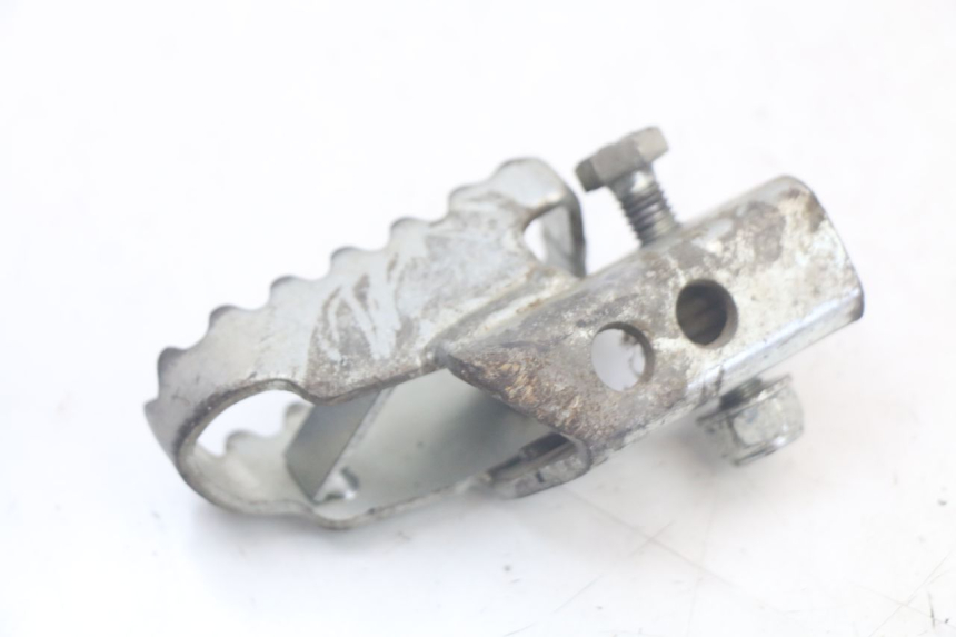 photo de PEDANA ANTERIORE SHERCO SM-R 50 (2013 - 2017) - Primo piano tecnico