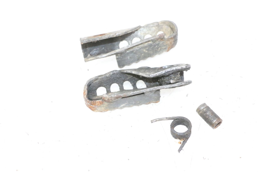 photo de PAIA DI PEDANE ANTERIORI GILERA SMT SUPERMOTARD 50 (2009 - 2017) - Dettaglio del componente