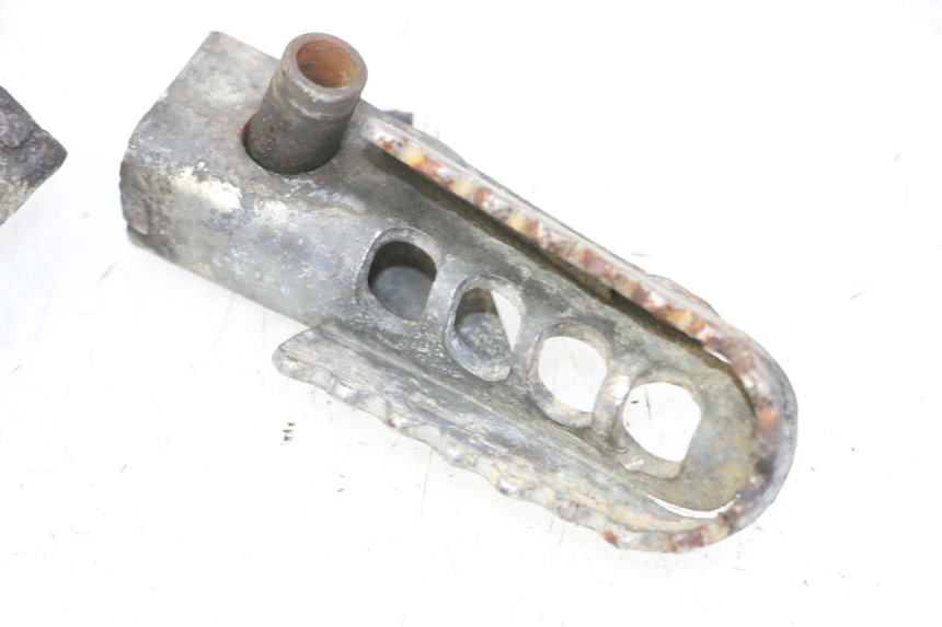 photo de PAIA DI PEDANE ANTERIORI GILERA SMT SUPERMOTARD 50 (2009 - 2017) - Ricambio usato controllato