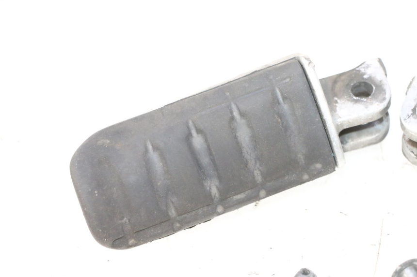 photo de PEDANA ANTERIORE HONDA ST PAN EUROPEAN 1100 (1990 - 2002) - Ricambio usato controllato