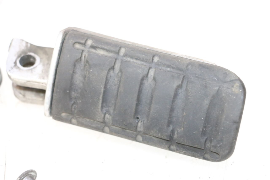 photo de PEDANA ANTERIORE HONDA ST PAN EUROPEAN 1100 (1990 - 2002) - Marcature e riferimenti originali
