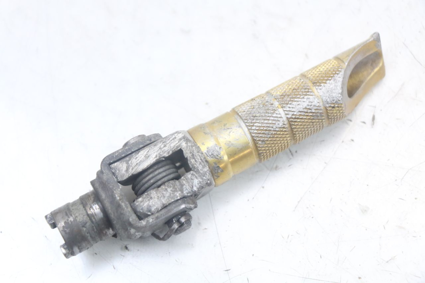 photo de PAIA DI PEDANE ANTERIORI SUZUKI SV N 650 (1999 - 2002) - Dettagli dei punti di fissaggio