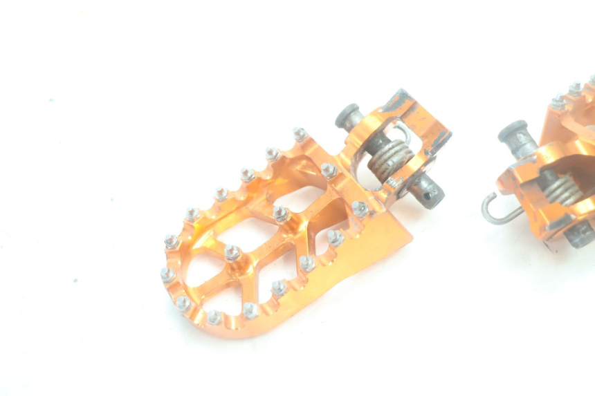 photo de PEDANA ANTERIORE KTM SX 85 (2018 - 2024) - Dettaglio del componente