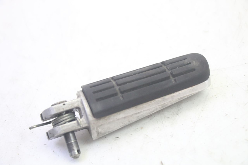 photo de PEDANA ANTERIORE YAMAHA TDM ABS 900 (2002 - 2014) - Zoom sullo stato d'uso