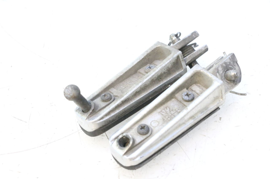 photo de PEDANA ANTERIORE YAMAHA TDM ABS 900 (2002 - 2014) - Altra angolazione
