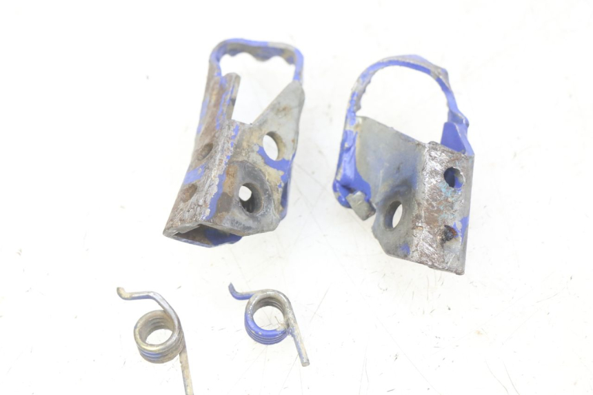 photo de PAIA DI PEDANE ANTERIORI YAMAHA TTR 125 (2000 - 2020) - Dettaglio del componente