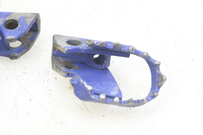 photo de PAIA DI PEDANE ANTERIORI YAMAHA TTR 125 (2000 - 2020) - Primo piano tecnico