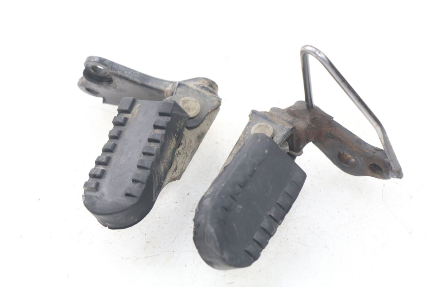 photo de COPPIA PEDANE ANTERIORI YAMAHA TW 125 (1998 - 2002) - Vista principale