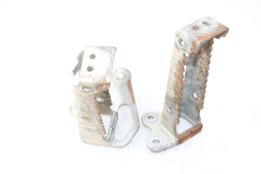 photo de PEDANA ANTERIORE YAMAHA YFM R RAPTOR 250 (2008 - 2014) - Dettaglio del componente