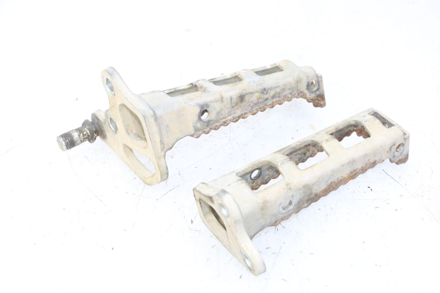 photo de PEDANA ANTERIORE YAMAHA YFM R RAPTOR 250 (2008 - 2014) - Zoom sullo stato d'uso