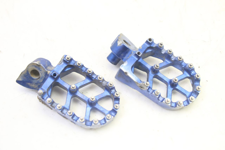 photo de PEDANA ANTERIORE YAMAHA YZ-F YZF 250 (2014 - 2018) - Altra angolazione