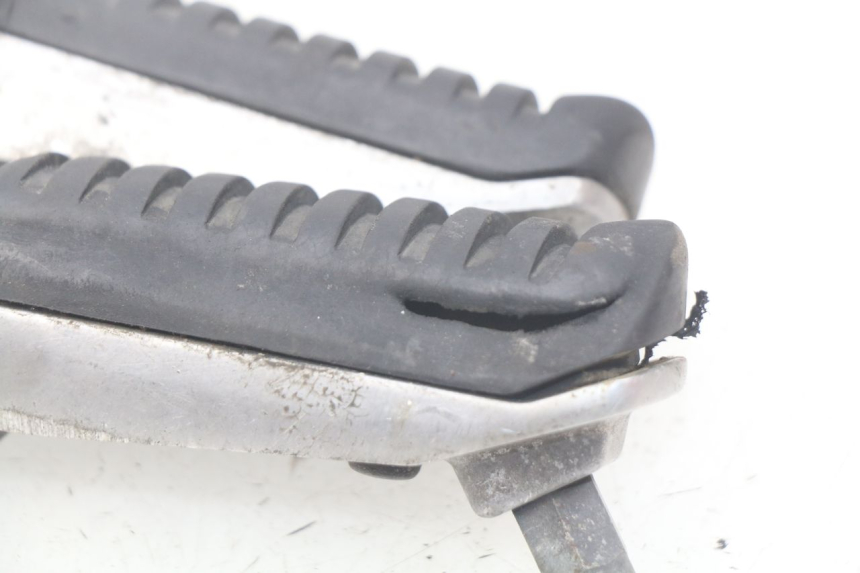 photo de PAIA DI PEDANE ANTERIORI KAWASAKI Z S 750 (2003 - 2006) - Dettaglio del componente