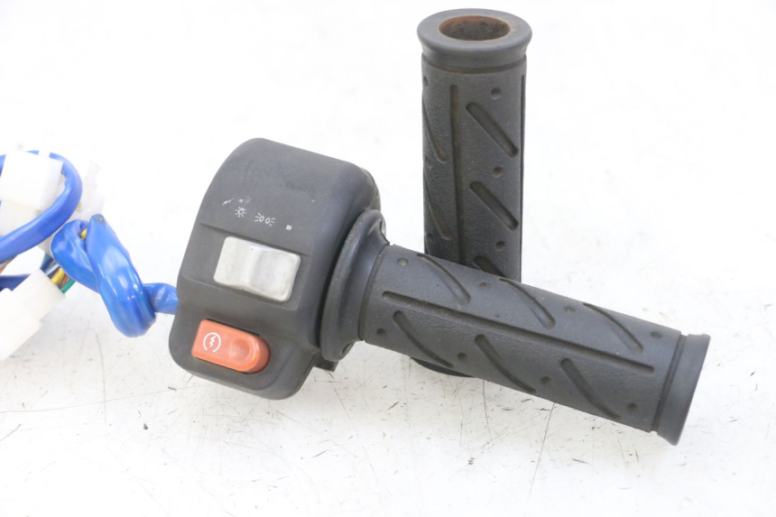 photo de COMMUTATORI KYMCO AGILITY 4T 50 (2005 - 2018) - Caratteristiche distintive