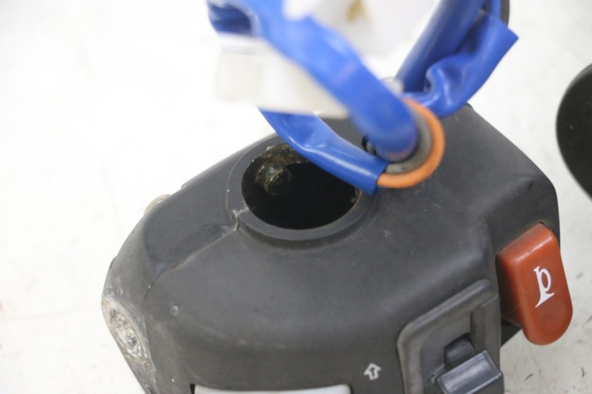 photo de COMMUTATORI KYMCO AGILITY 4T 50 (2005 - 2018) - Marcature e riferimenti originali