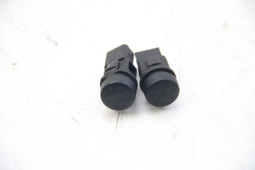 photo de COPPIA DI COMANDI AL MANUBRIO PIAGGIO BEVERLY 125 (2010 - 2015) - Vista principale