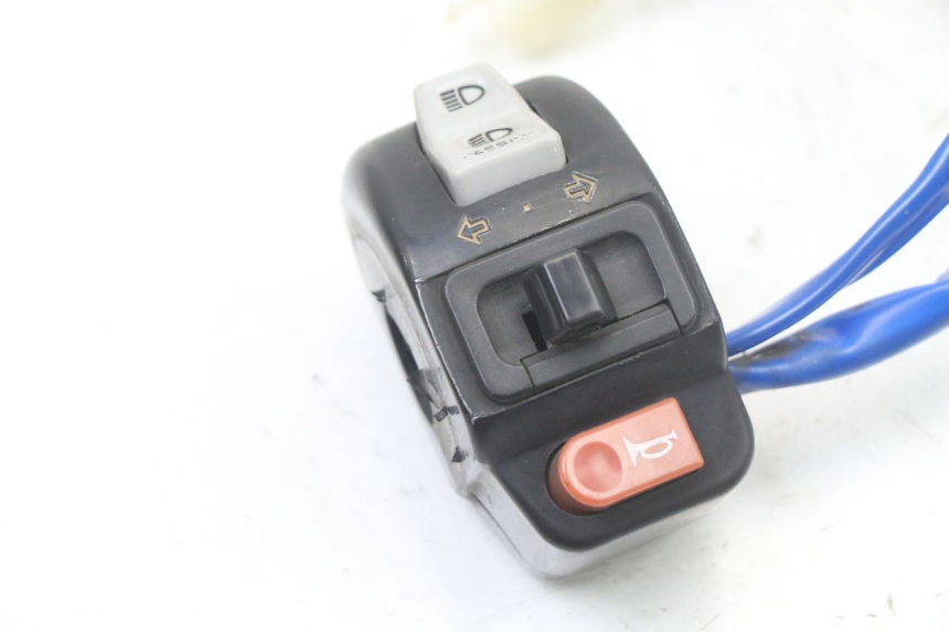 photo de COMMUTATORI KYMCO AGILITY 4T 50 (2018 - 2022) - Primo piano tecnico