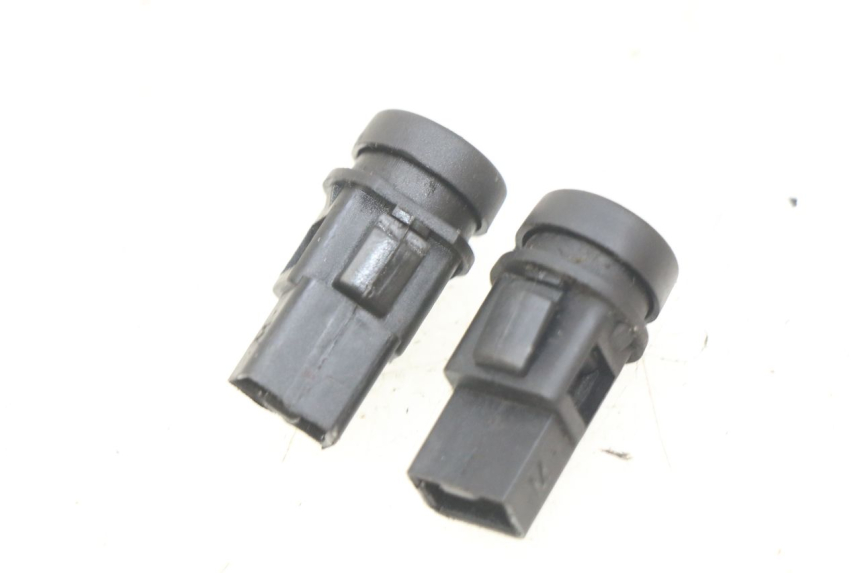 photo de PAIO DI COMANDI GUIDATA PIAGGIO LIBERTY IGET S 125 (2016 - 2020) - Dettaglio del componente