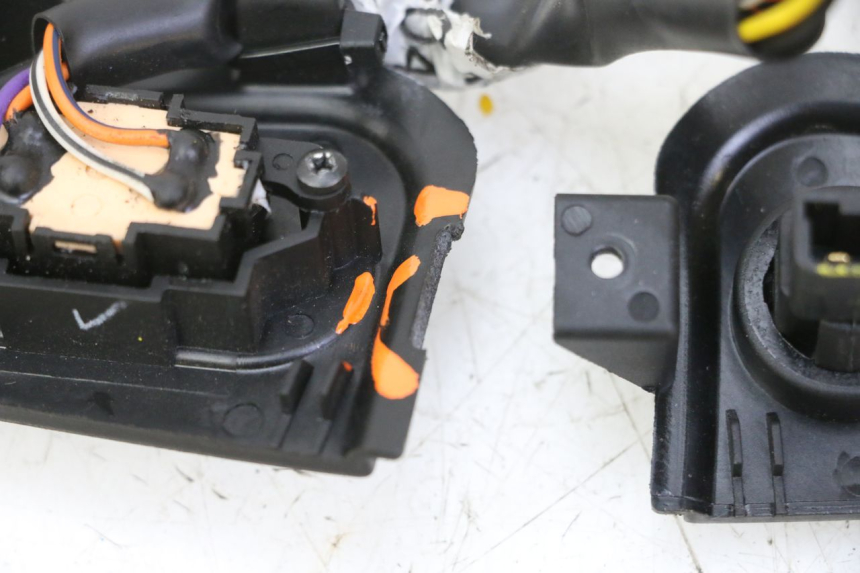 photo de COMMUTATORI PIAGGIO MP3 HPE 310 (2024 - 2025) - Primo piano tecnico