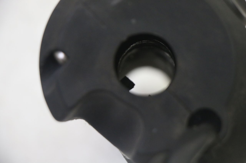 photo de PAIO DI COMANDI GUIDATA PEUGEOT SATELIS 125 (2006 - 2009) - Marcature e riferimenti originali