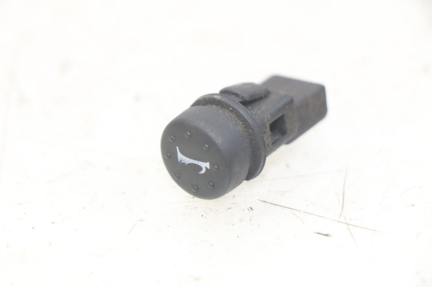 photo de PAIO DI COMANDI GUIDATA PIAGGIO X8 125 (2004 - 2007) - Primo piano tecnico