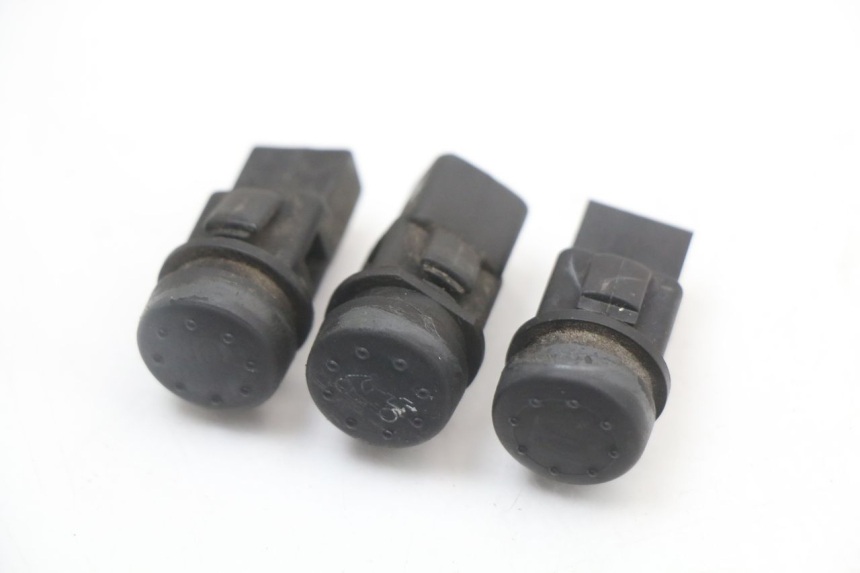 photo de PAIO DI COMANDI GUIDATA PIAGGIO X8 125 (2004 - 2007) - Dettaglio del componente