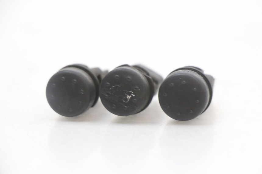 photo de PAIO DI COMANDI GUIDATA PIAGGIO X8 125 (2004 - 2007) - Zoom sullo stato d'uso