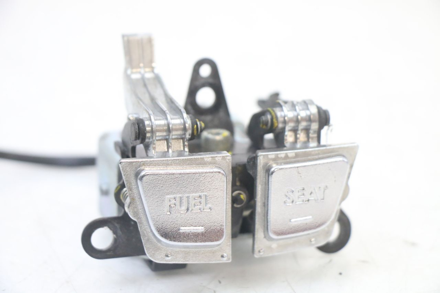 photo de COMMUTATORI YAMAHA YP T-MAX TMAX 530 (2017 - 2020) - Dettaglio del componente