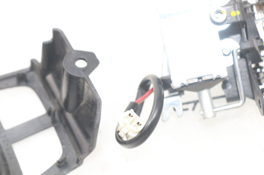 photo de COMMUTATORI YAMAHA YP T-MAX TMAX 530 (2017 - 2020) - Zoom sullo stato d'uso