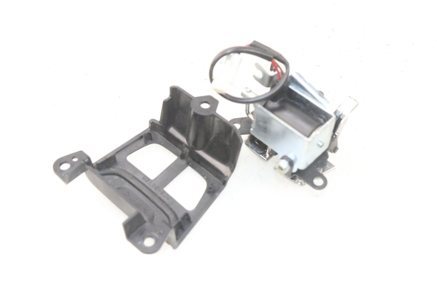 photo de COMMUTATORI YAMAHA YP T-MAX TMAX 530 (2017 - 2020) - Altra angolazione