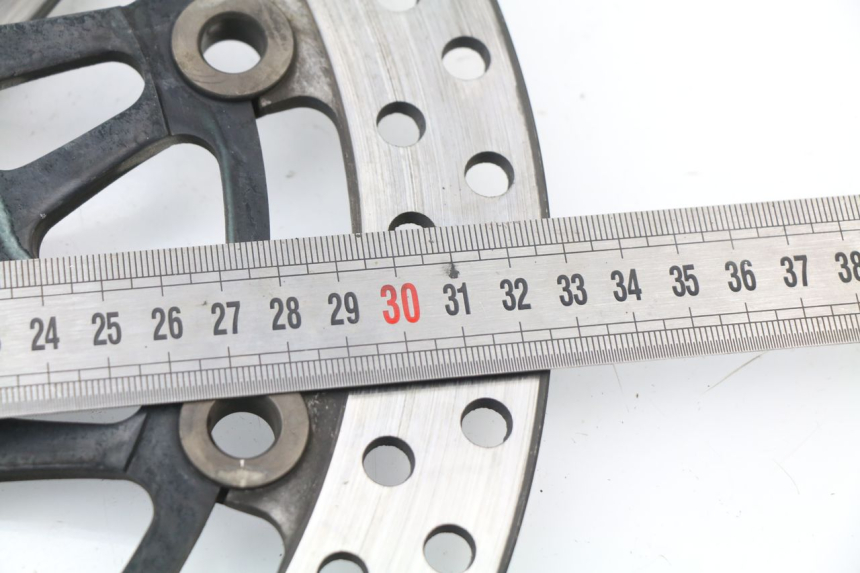 photo de COPPIA DISCO FRENO ANTERIORE HONDA CBR 929 RR FIREBLADE 900 (2000 - 2001) - Zoom sullo stato d'uso