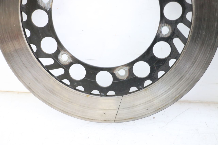 photo de COPPIA DISCO FRENO ANTERIORE YAMAHA FJ 36Y 1100 (1984 - 1985) - Caratteristiche distintive